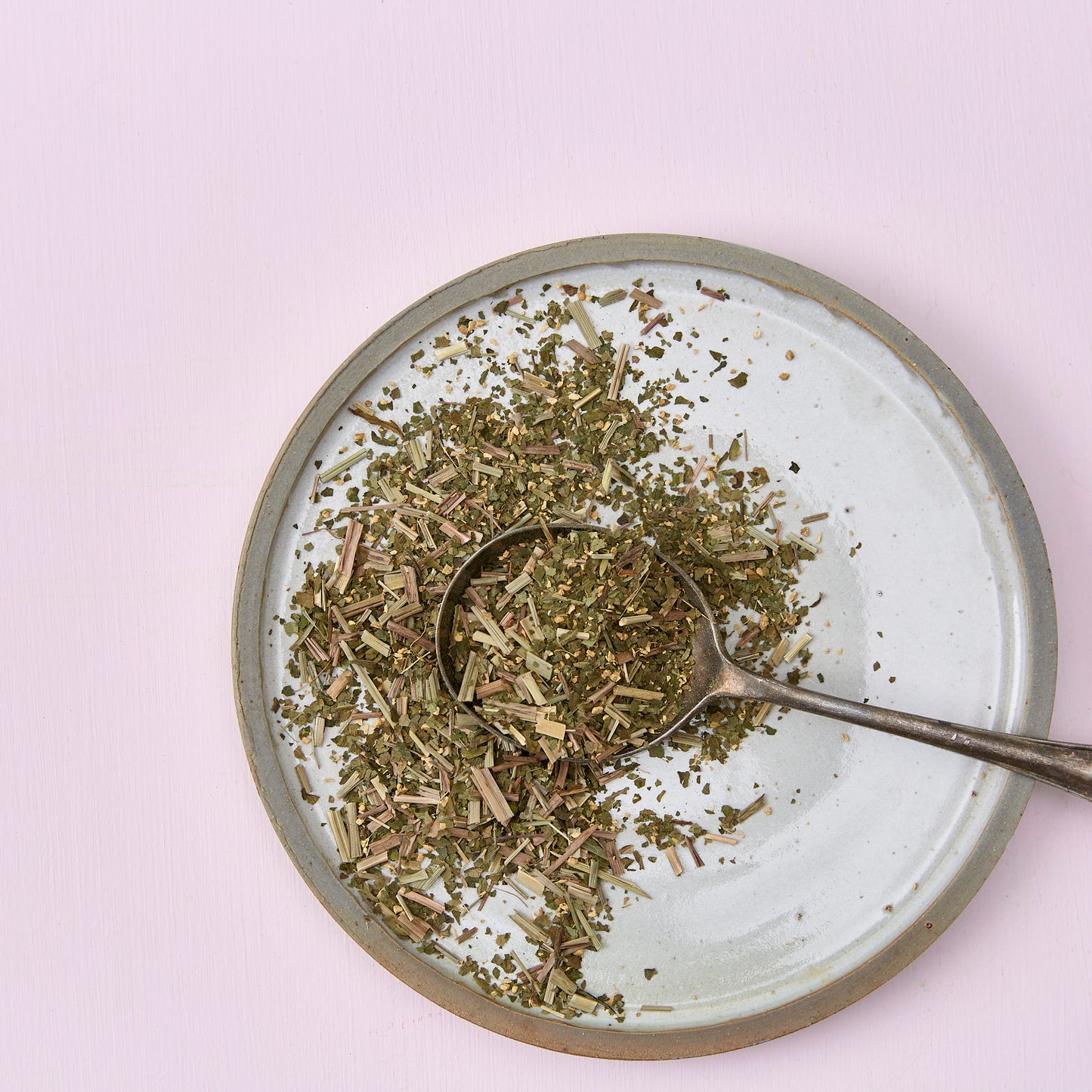 KLG : zesty, spicy + warming - Kawakawa, lemongrass and ginger tea